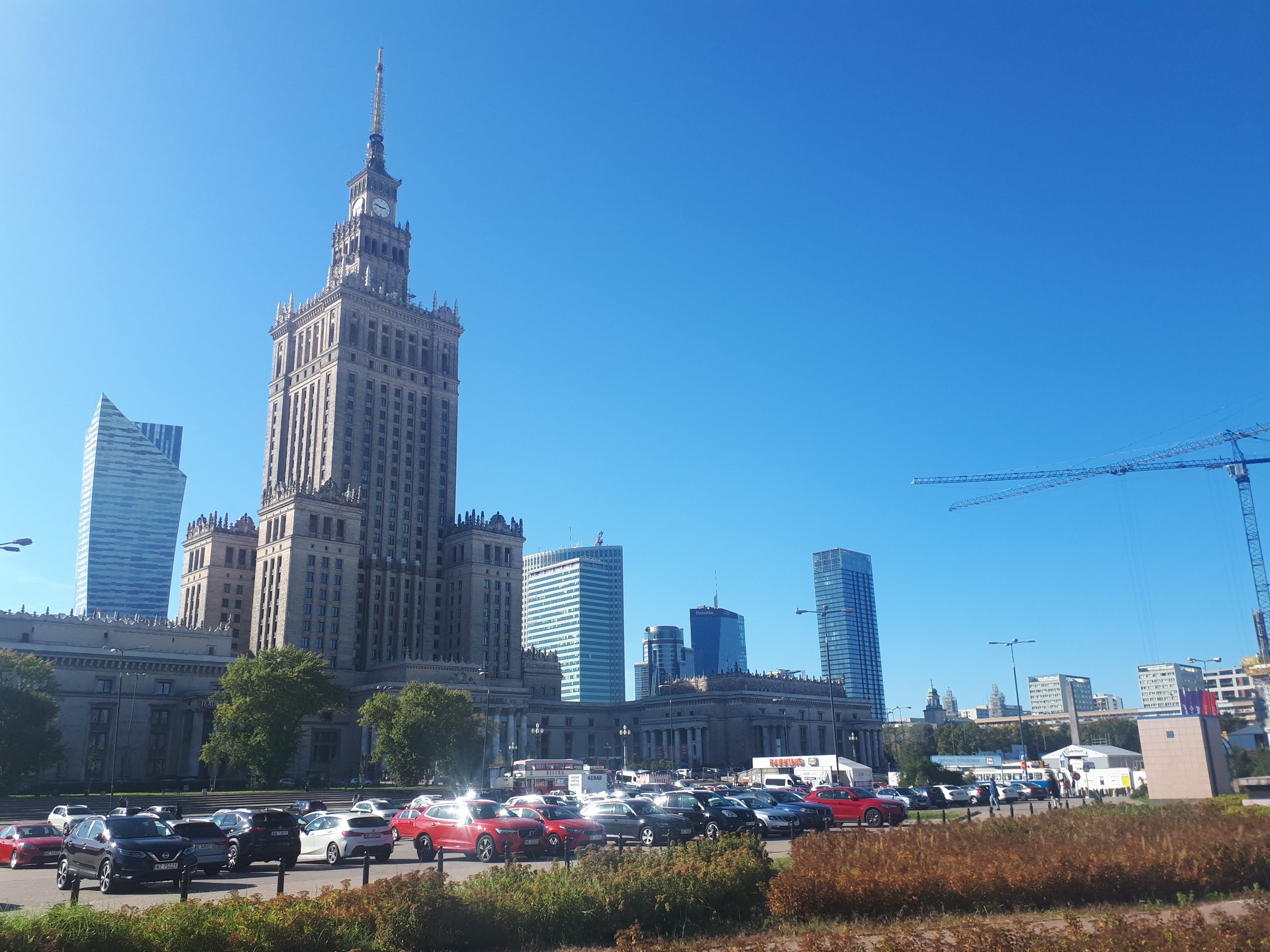 Usługi pogrzebowe w Warszawie co warto wiedzieć Poradnik pogrzebowy